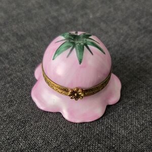 Limoges - France Porcelain - Flower Trinket Box by Parry Vieille - Hand Painted